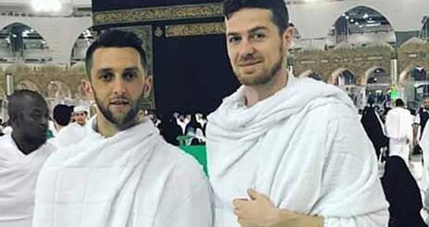 “Qarabağ”ın futbolçuları Həccə getdi “Qarabağ”ın futbolçuları Həccə getdi