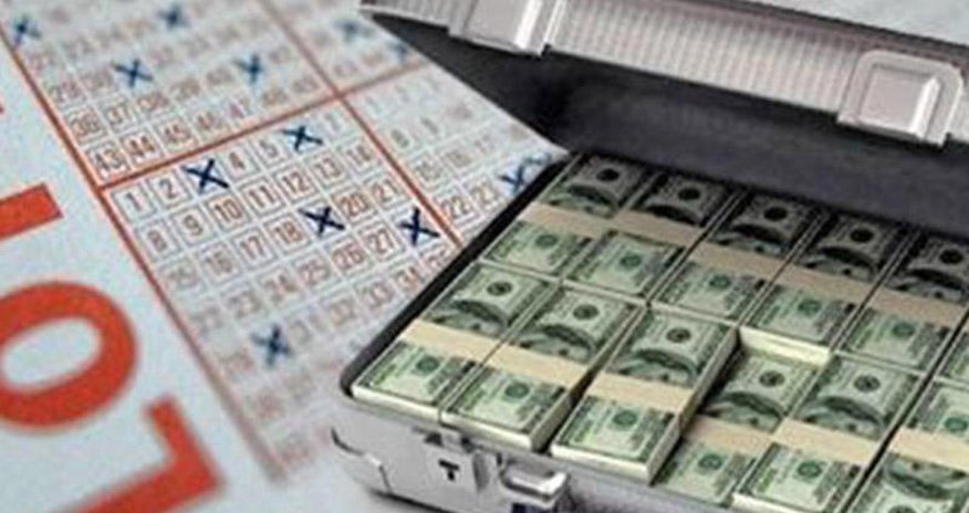 İşsiz şəxs lotoreyada 50 milyon dollar qazandı İşsiz şəxs lotoreyada 50 milyon dollar qazandı
