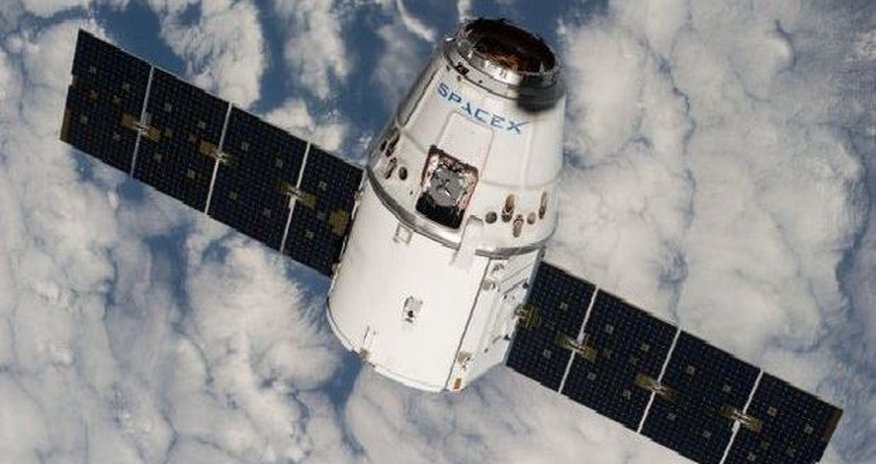“SpaceX” təyyarə və gəmiləri internet ilə təmin edəcək peyki buraxdı “SpaceX” təyyarə və gəmiləri internet ilə təmin edəcək peyki buraxdı