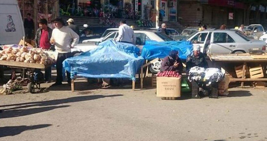 Bakıda mafiyanın gizli sexləri, 2 manatlıq "fəhlə kolbasası"… - FOTOLAR Bakıda mafiyanın gizli sexləri, 2 manatlıq "fəhlə kolbasası"… - FOTOLAR