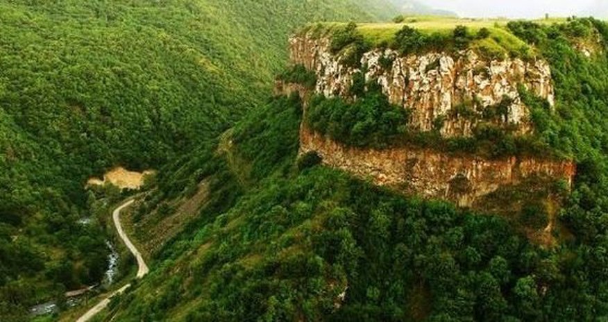 Ermənistan Kəlbəcərdə Tərtər çayı üzərində SES tikir - VİDEO Ermənistan Kəlbəcərdə Tərtər çayı üzərində SES tikir - VİDEO