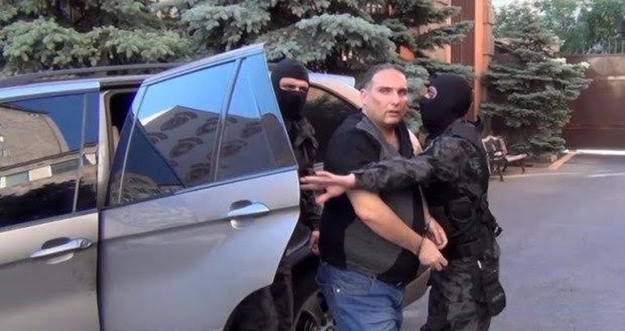Ermənistan gömrüyündə tuthatutdur Ermənistan gömrüyündə tuthatutdur