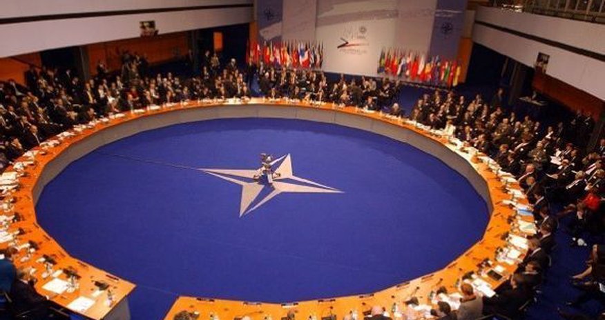 Almaniya NATO sammitinin Türkiyədə keçirilməsinin əleyhinədir Almaniya NATO sammitinin Türkiyədə keçirilməsinin əleyhinədir