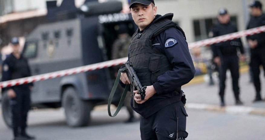 Türkiyə polisi kütləvi reydlərə başladı Türkiyə polisi kütləvi reydlərə başladı