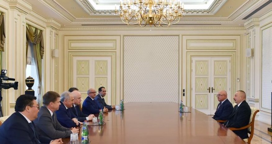 Президент принял председателя Исполнительного комитета СНГ Президент принял председателя Исполнительного комитета СНГ