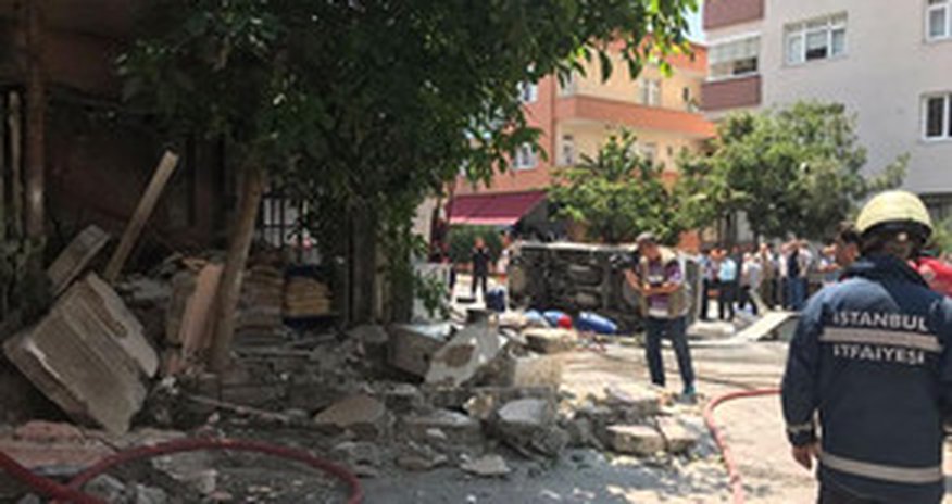 İstanbulda partlayış olub İstanbulda partlayış olub