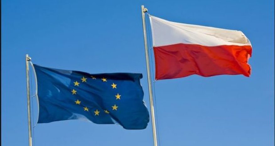 ЕС подал в суд на Польшу ЕС подал в суд на Польшу