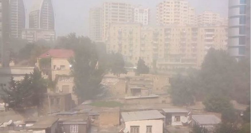 Минэкологии о пыльном тумане в Баку Минэкологии о пыльном тумане в Баку