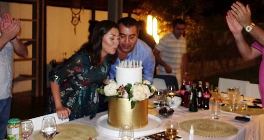 Mərhum nazirin gəlini özünə dəbdəbəli ad günü keçirdi - FOTO Mərhum nazirin gəlini özünə dəbdəbəli ad günü keçirdi - FOTO