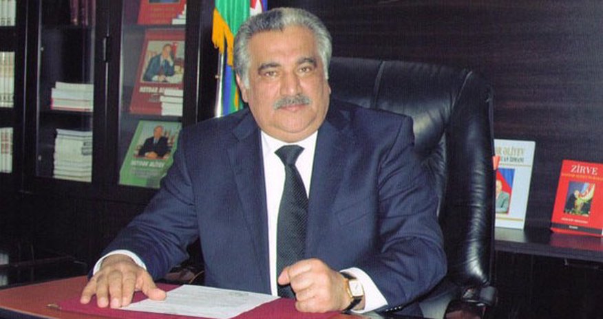 İcra başçısı məşhur taksi xidməti aldı İcra başçısı məşhur taksi xidməti aldı