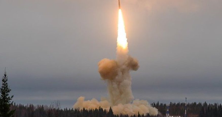 Россия испытала межконтинентальную баллистическую ракету Россия испытала межконтинентальную баллистическую ракету