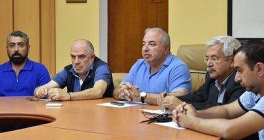 Qarabağa getmiş türk yazıçıları gözləyən bəla Qarabağa getmiş türk yazıçıları gözləyən bəla
