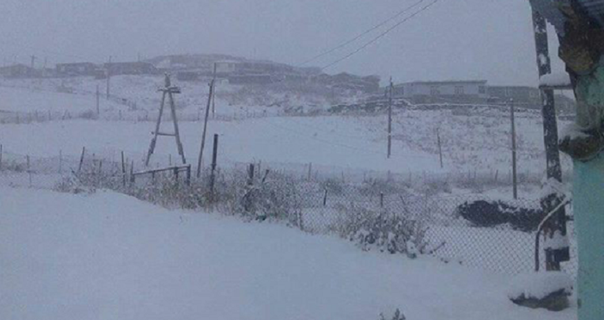 Xınalığa 17 sm qar yağıb Xınalığa 17 sm qar yağıb