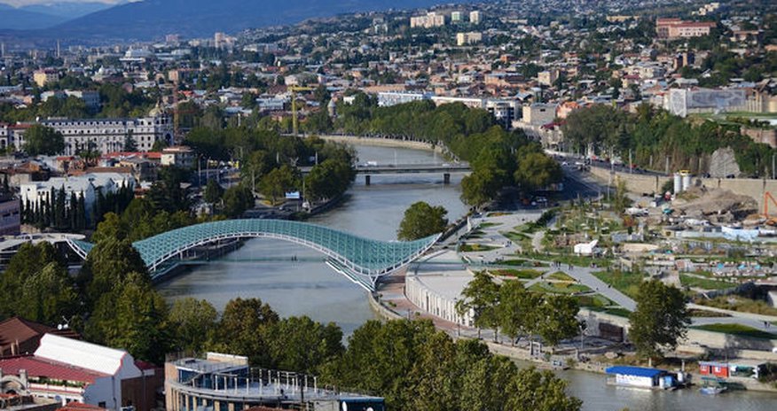 Azərbaycandan Gürcüstana gedənlərin sayı rekord qırdı Azərbaycandan Gürcüstana gedənlərin sayı rekord qırdı