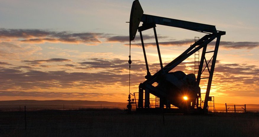 Ураган Нейт сбивает цены на нефть Ураган Нейт сбивает цены на нефть