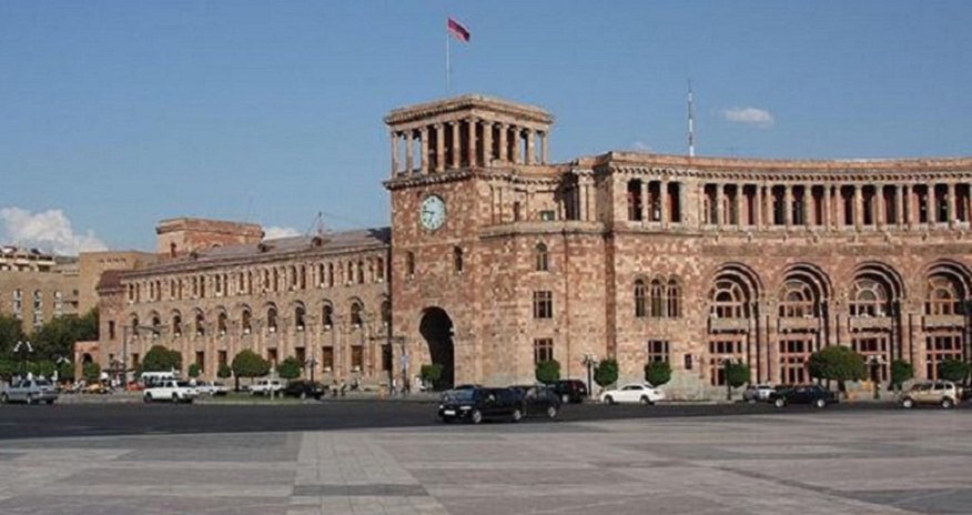 Ermənistanın dövlət borcu rekord həddə çatıb Ermənistanın dövlət borcu rekord həddə çatıb