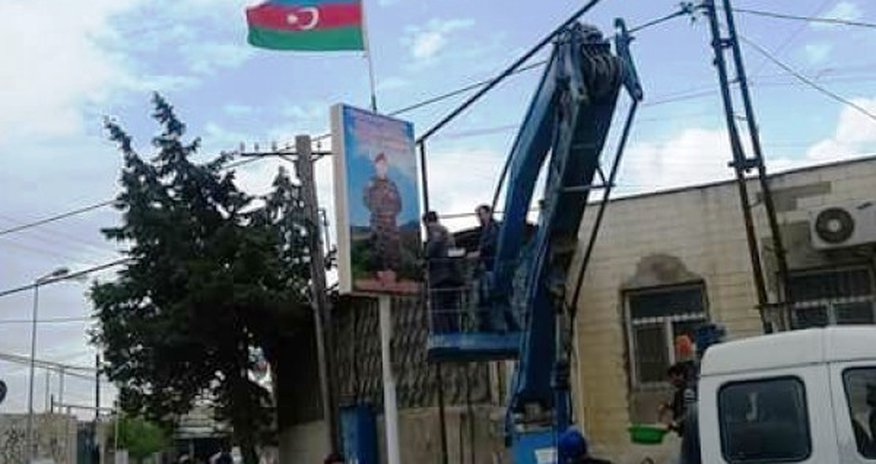 Sumqayıtda şəhidlərin fotoları olan lövhələri kəsib aparanlar bəlli oldu – FOTO Sumqayıtda şəhidlərin fotoları olan lövhələri kəsib aparanlar bəlli oldu – FOTO