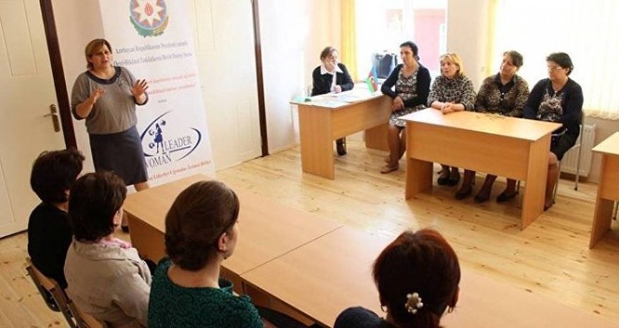 “Qadın Liderliyi Uğrunda” İB jurnalistlər üçün ən yaxşı məqalə müsabiqəsinin nəticələrini elan edir “Qadın Liderliyi Uğrunda” İB jurnalistlər üçün ən yaxşı məqalə müsabiqəsinin nəticələrini elan edir