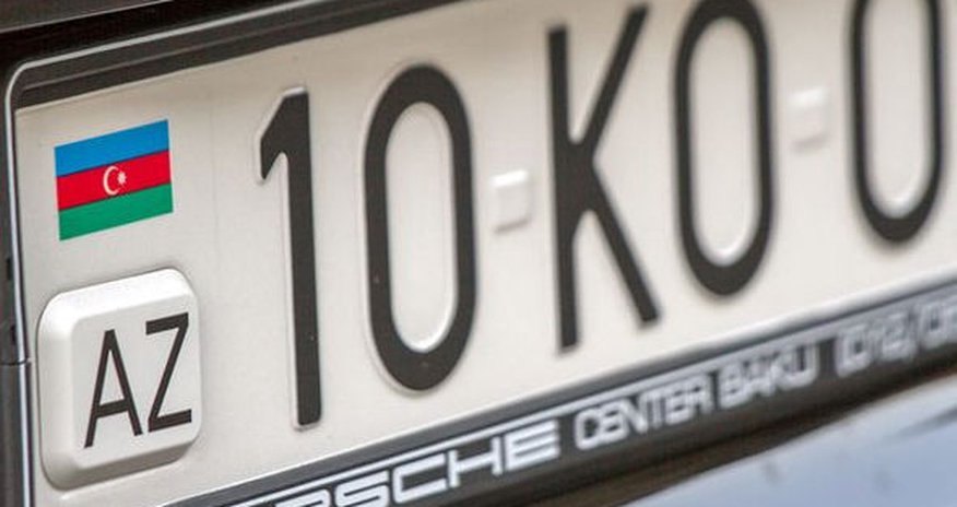 22 manatlıq nömrə necə 10 000 manata satılır? 22 manatlıq nömrə necə 10 000 manata satılır?