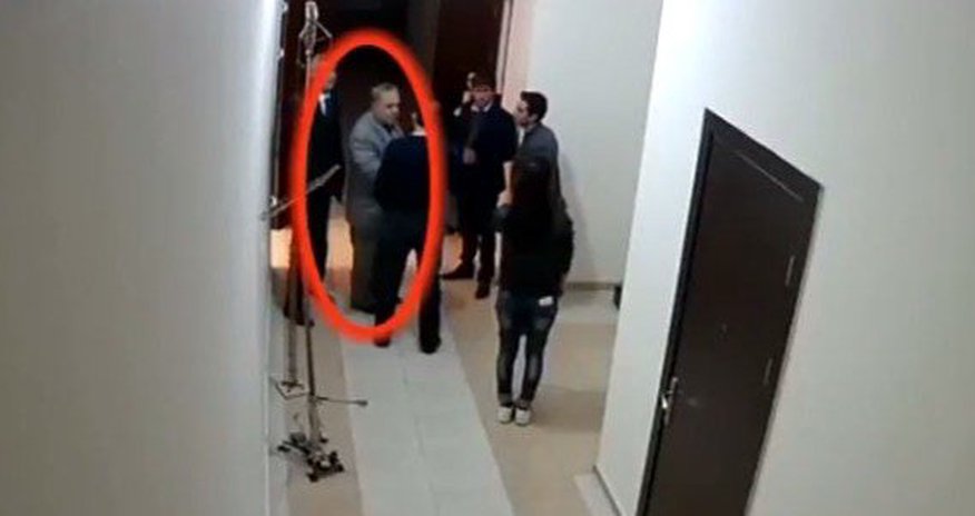 Bakıda saxta vergi müfəttişlərinin görüntüləri yayıldı Bakıda saxta vergi müfəttişlərinin görüntüləri yayıldı