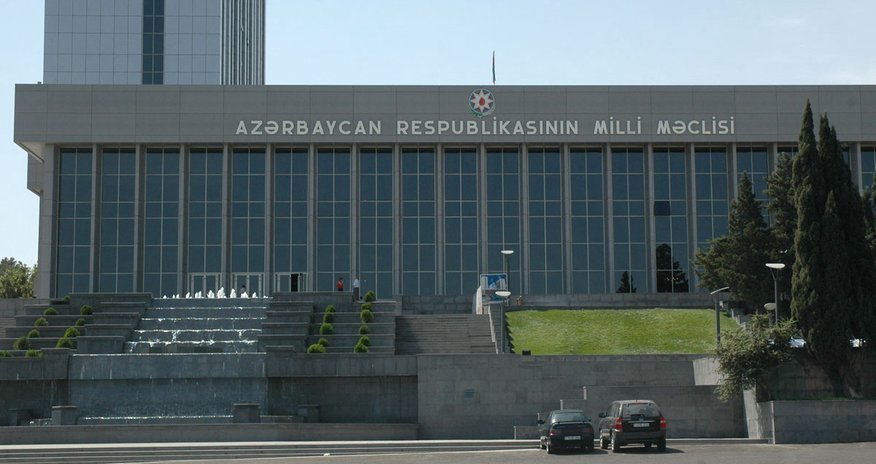 Milli Məclisin növbəti plenar iclası başladı Milli Məclisin növbəti plenar iclası başladı