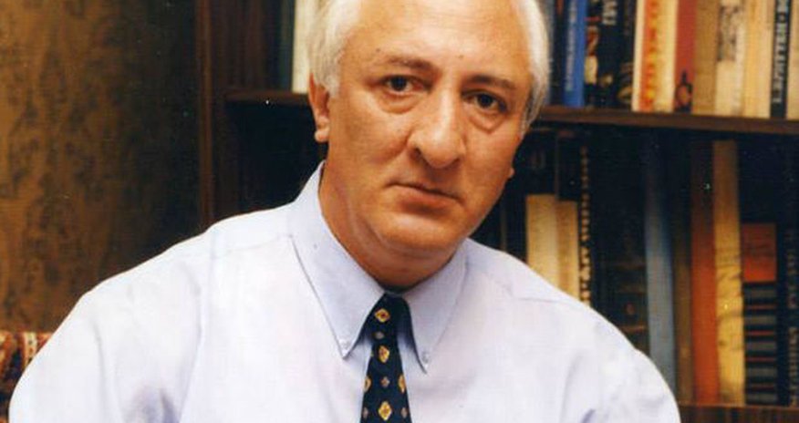 Tahir Əkbərin xanımı: Yeriyə və danışa bilmir Tahir Əkbərin xanımı: Yeriyə və danışa bilmir