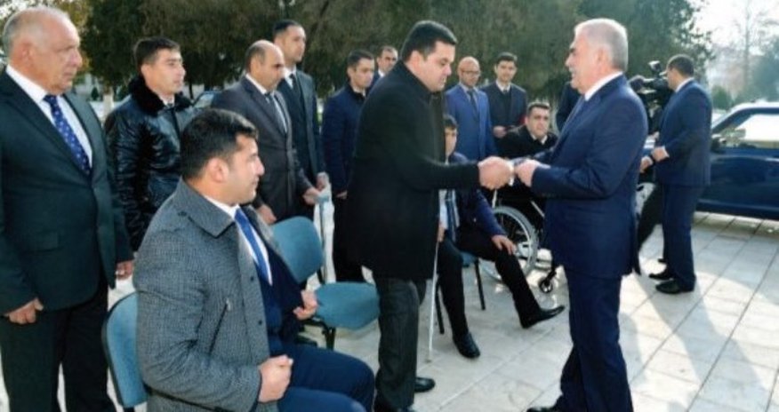 Vasif Talıbov müharibə veteranlarını sevindirdi Vasif Talıbov müharibə veteranlarını sevindirdi