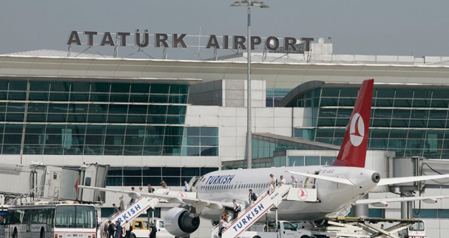 Atatürk aeroportunda qəza - Yaralılar var Atatürk aeroportunda qəza - Yaralılar var