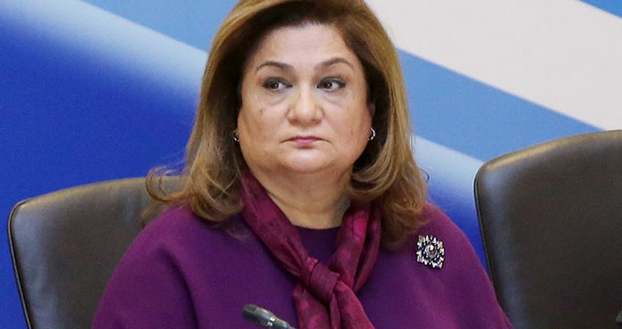 Ailələrin dağılmasının daha bir səbəbi açıqlandı Ailələrin dağılmasının daha bir səbəbi açıqlandı