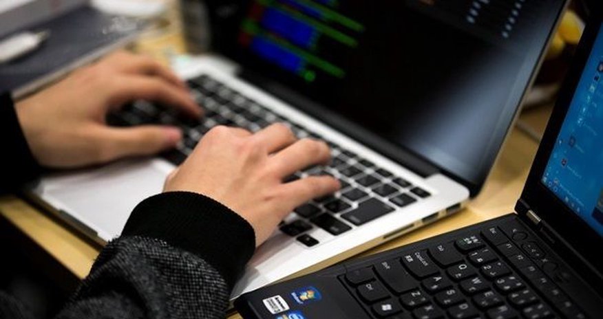 В США изменили правила регулирования интернета В США изменили правила регулирования интернета