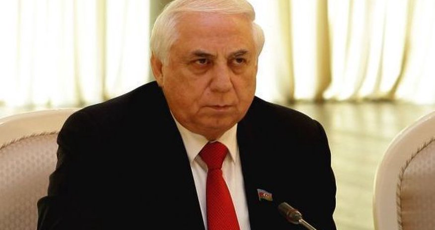 Hadi Rəcəblidən gözdən əlillərə müjdə Hadi Rəcəblidən gözdən əlillərə müjdə