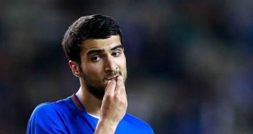 Mahir Mədətov “Beşiktaş”la müqavilə imzaladı Mahir Mədətov “Beşiktaş”la müqavilə imzaladı