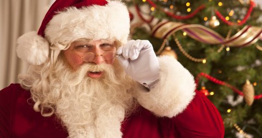 Santa-Klaus 7,2 milyardlıq hədiyyə paylayıb Santa-Klaus 7,2 milyardlıq hədiyyə paylayıb