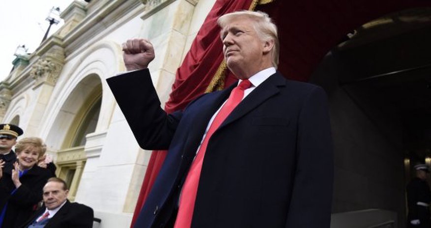 Трамп собрался в турне по Европе Трамп собрался в турне по Европе