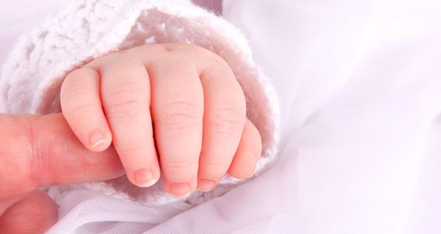 Azərbaycanda 40 günlük uşağı satışa çıxardılar Azərbaycanda 40 günlük uşağı satışa çıxardılar