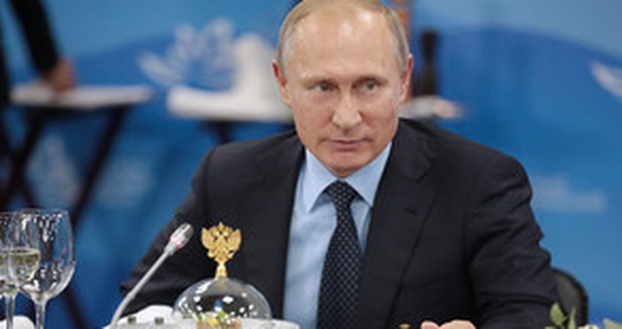 В Кремле рассказали, как Путин встретит Новый год В Кремле рассказали, как Путин встретит Новый год