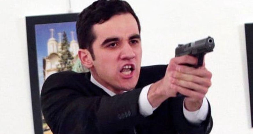 Rusiya səfirinin qətlində “FETÖ” izi Rusiya səfirinin qətlində “FETÖ” izi