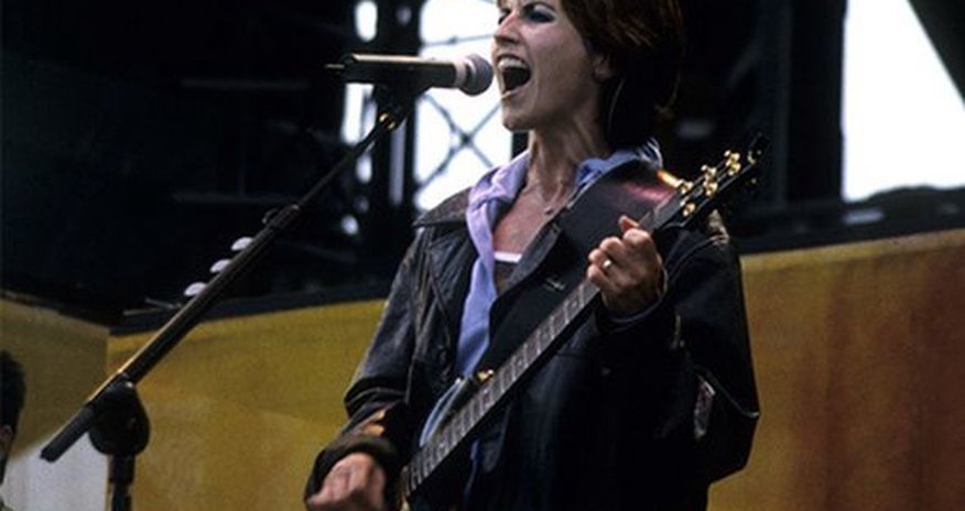 Солистке The Cranberries приписали попытку самоубийства Солистке The Cranberries приписали попытку самоубийства