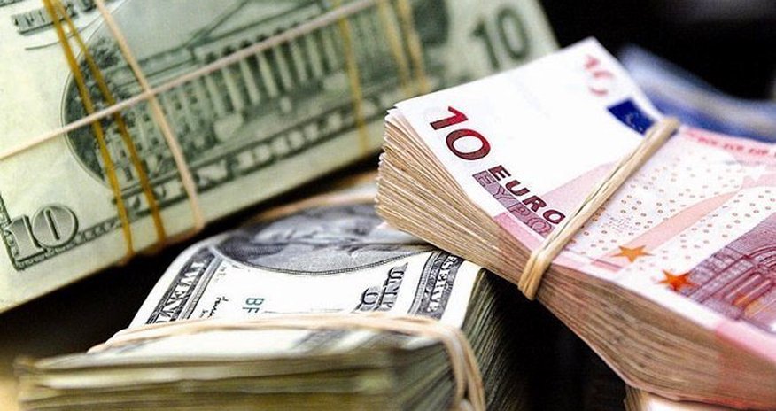 Таможенники предотвратили вывоз крупной партии валюты Таможенники предотвратили вывоз крупной партии валюты