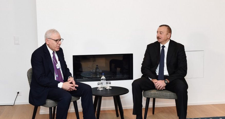 Ilham Əliyev Davosda Rubinşteyn ilə görüşüb Ilham Əliyev Davosda Rubinşteyn ilə görüşüb