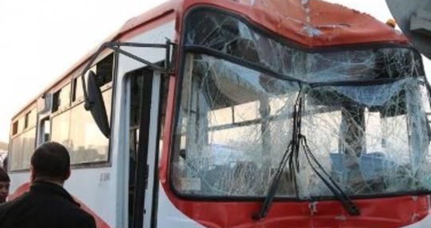 Bakıda avtobus piyadanı vurdu Bakıda avtobus piyadanı vurdu
