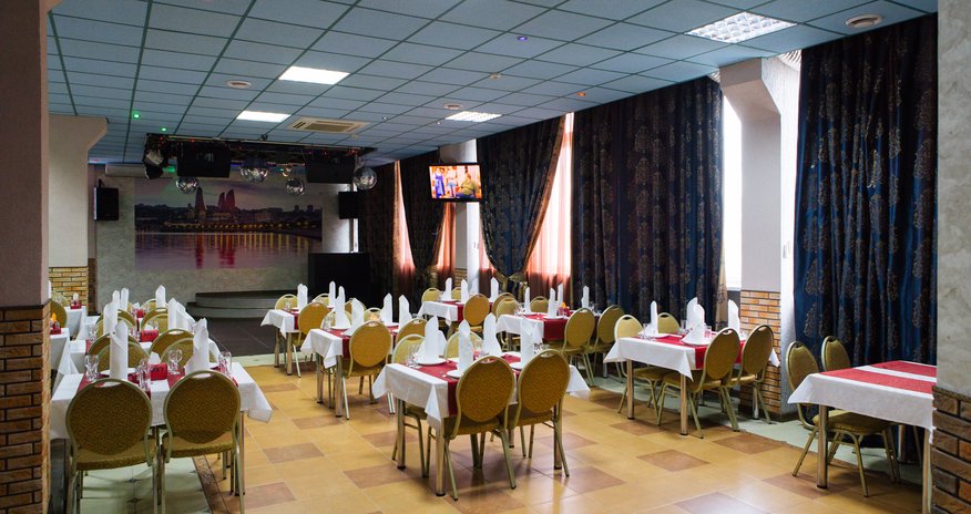 Bakıdakı məşhur kafedən qadağa Bakıdakı məşhur kafedən qadağa