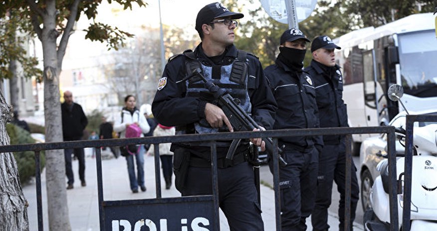 İstanbulda kriminal aləmə qarşı əməliyyat İstanbulda kriminal aləmə qarşı əməliyyat