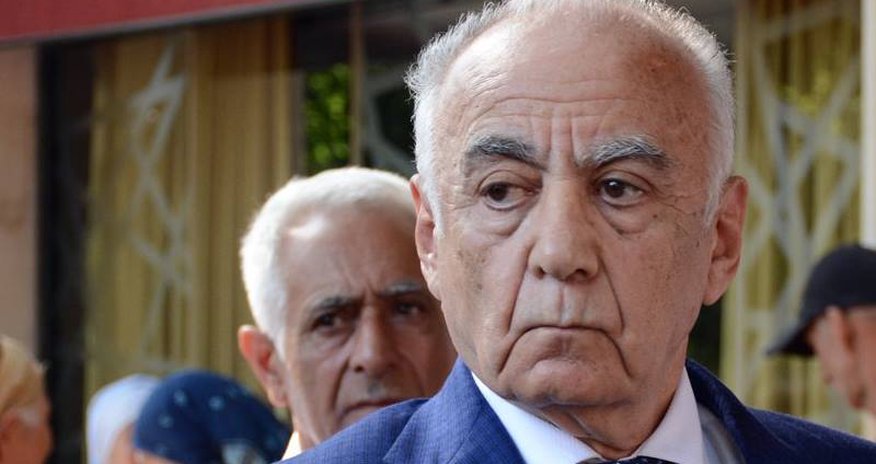 Hacıbala Abutalıbovun oğlu İstanbulda otel aldı - FOTO Hacıbala Abutalıbovun oğlu İstanbulda otel aldı - FOTO