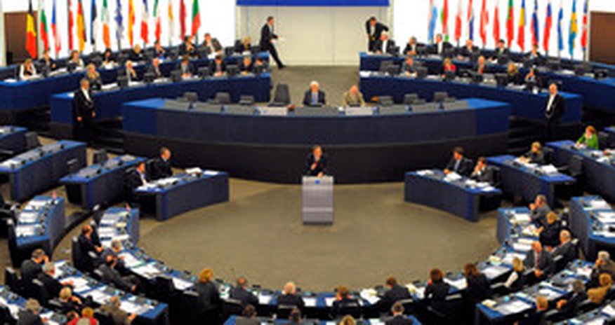 Европарламент отменил переход на "зимнее" время в ЕС Европарламент отменил переход на "зимнее" время в ЕС