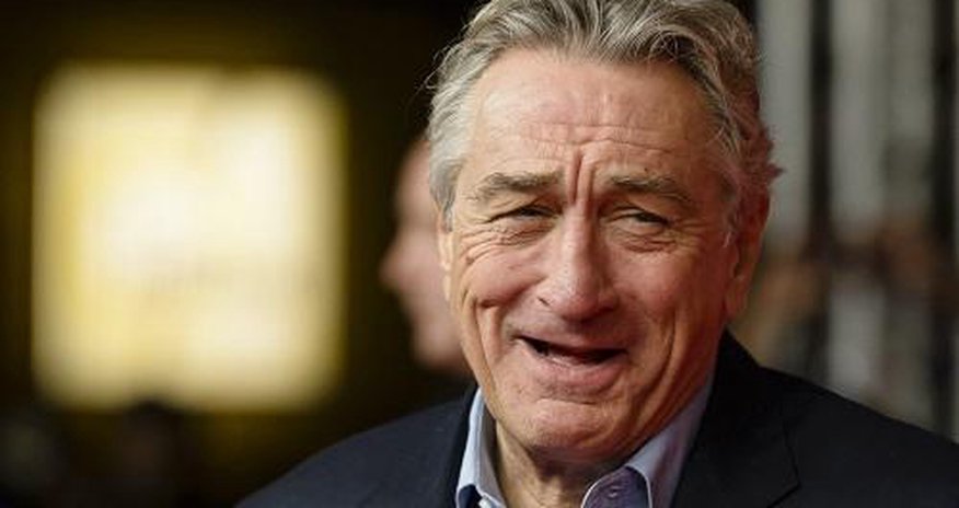 Robert de Niro: ABŞ dəlilikdən əziyyət çəkir Robert de Niro: ABŞ dəlilikdən əziyyət çəkir