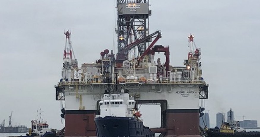 Установка для бурения на месторождении "Абшерон" отправлена в море Установка для бурения на месторождении "Абшерон" отправлена в море