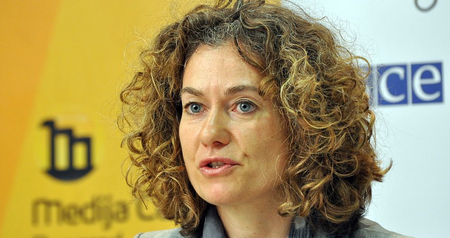 Corien Jonker: "Biz seçkilərə müdaxilə etmirik" Corien Jonker: "Biz seçkilərə müdaxilə etmirik"