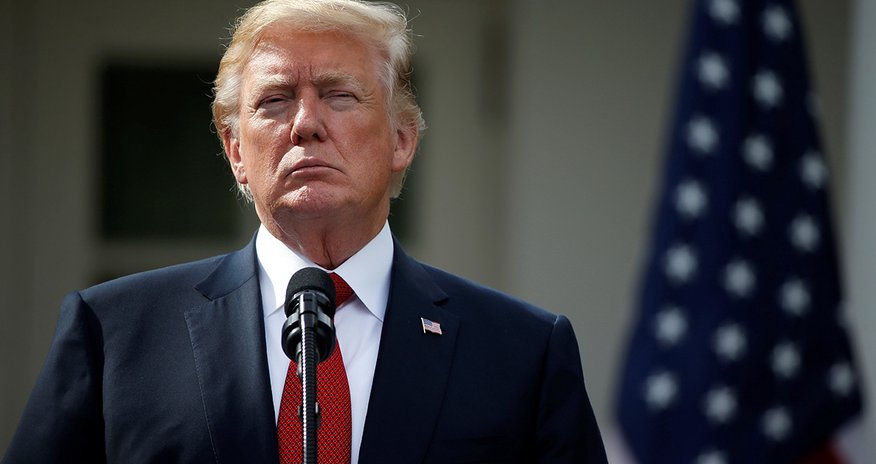 Трамп продлил санкции против Ирана Трамп продлил санкции против Ирана