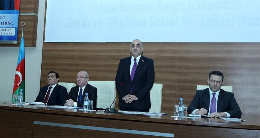 DSMF-nin vəzifəli şəxsləri cəzalandırılıb DSMF-nin vəzifəli şəxsləri cəzalandırılıb